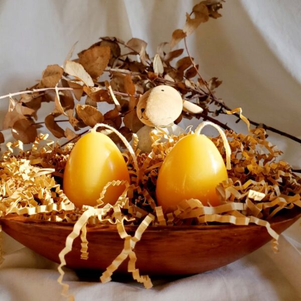 Easter egg beeswax candle　Ozkoi